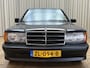 Mercedes-Benz 190-Serie 2.3-16V / 5 Speed Dogleg / Nieuwe APK / 185 PK / Bj 1986 / 1/2 Karo Stof/Leder / Schuifdak