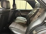 Mercedes-Benz 190-Serie 2.3-16V / 5 Speed Dogleg / Nieuwe APK / 185 PK / Bj 1986 / 1/2 Karo Stof/Leder / Schuifdak