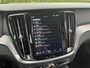 Volvo V60 T6 Plug-in hybrid AWD Plus Dark | Pilot Assist | Trekhaak | H&K Audio | 360 Camera