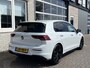 Volkswagen Golf 1.5 eTSI R-Line / AUTOMAAT/ 2X R-LINE/ 150 PK/ PARK. SENSOREN/ DODE HOEK/ IQ. LIGHT/ DIGITAL DASHBOARD/ ADAPT. CRUISE/ APP CONNECT/ NAVI/ CLIMA/ DAB/ 18" LMV