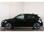 Peugeot 208 Allure | 16" Lichtmetalen velgen 'ELBORN' | Climate Control | Dashboard en deurpanelen in kunststof met carboneffect