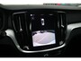 Volvo V60 T6 350PK Plug-in hybrid AWD Core | Adaptive Cruise & Pilot Assist | Parkeercamera | Verwarmbare Voor- en Achterstoelen | Stuurverwarming | Google Services | 18 inch Lichtmetalen Velgen | Bluetooth Telefonie & Multimedia |