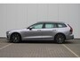 Volvo V60 T6 350PK Plug-in hybrid AWD Core | Parkeercamera | Verwarmbare Voor- en Achterstoelen | Adaptieve Cruise Control i.c.m. Pilot Assist | Navigatie | 18 inch Lichtmetalen Velgen | Bluetooth Telefonie & Multimedia