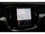 Volvo V60 T6 350PK Plug-in hybrid AWD Core | Parkeercamera | Verwarmbare Voor- en Achterstoelen | Adaptieve Cruise Control i.c.m. Pilot Assist | Navigatie | 18 inch Lichtmetalen Velgen | Bluetooth Telefonie & Multimedia
