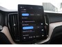 Volvo XC60 T6 350PK Plug-in hybrid AWD Plus Bright | Adaptive Cruise & Pilot Assist | Premium audio by Harman Kardon | Stoel&Stuurverwarming | Verwarmbare Achterstoelen | Apple Carplay/Android Auto | Draadloze Telefoonlader | Elektr. Achterklep |