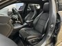 Mercedes-Benz GLA 250 Premium Plus AMG Airco ECC | Panorama | Cruise Control | LED | Stoel Verwarming | Isofix