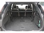 Volvo XC90 T8 455PK Plug-in hybrid AWD Ultra Bright | Luchtvering | Adaptive Cruise & Pilot Assist | High End audio by Bowers & Wilkins | Elektrisch bedienbaar panoramisch schuif/-kanteldak | Elektrische voorstoelen met geheugen en massagefunctie | Verwarmbare voorstoelen + stuurwiel | Geventileerde voorstoelen | 360 Parkeercamera | Park Assist voor + achter | 4-Zone Climate Control | Head-Up Display | 21'' Lichtmetalen wielen |