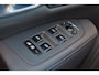 Volvo S90 T8 AWD Ultra Dark - LONG RANGE - IntelliSafe Assist & Surround - 360º Camera - Harman/Kardon audio - Adaptieve LED koplampen - Verwarmde voorstoelen, stuur & achterbank - Parkeersensoren voor & achter - Elektr. bedienb. voorstoelen met geheugen - Head up display - Extra getint glas - 19' LMV