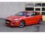 Ford Focus 1.5 EcoBlue 5drs ST Line Business BJ2020 Lmv 17" | Led | Pdc | Achteruitrijcamera | Navi | Keyless entry | Verwarmd voorruit | Climate control | Cruise control | Verwarmde voorstoelen | Verwarmd stuurwiel | Zwarte hemel | Getint glas