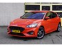 Ford Focus 1.5 EcoBlue 5drs ST Line Business BJ2020 Lmv 17" | Led | Pdc | Achteruitrijcamera | Navi | Keyless entry | Verwarmd voorruit | Climate control | Cruise control | Verwarmde voorstoelen | Verwarmd stuurwiel | Zwarte hemel | Getint glas