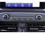 Ford Focus 1.5 EcoBlue 5drs ST Line Business BJ2020 Lmv 17" | Led | Pdc | Achteruitrijcamera | Navi | Keyless entry | Verwarmd voorruit | Climate control | Cruise control | Verwarmde voorstoelen | Verwarmd stuurwiel | Zwarte hemel | Getint glas