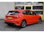 Ford Focus 1.5 EcoBlue 5drs ST Line Business BJ2020 Lmv 17" | Led | Pdc | Achteruitrijcamera | Navi | Keyless entry | Verwarmd voorruit | Climate control | Cruise control | Verwarmde voorstoelen | Verwarmd stuurwiel | Zwarte hemel | Getint glas
