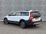 Volvo XC70 T5 Aut. FWD Dynamic Edition | Leder | Trekhaak | Stoelverwarming | All Seasonbanden | Verw voorruit |