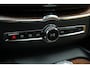 Volvo XC60 2.0 B5 AWD Inscription / Pano / Trekhaak / Camera