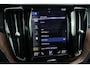 Volvo XC60 2.0 B5 AWD Inscription / Pano / Trekhaak / Camera