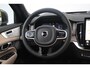Volvo XC90 T8 Plug-in hybrid AWD Ultra Bright | Luchtvering | Panoramadak | Verwarmbare voorstoelen met massagefunctie en ventilatie | Premium audio by Bowers & Wilkins | Verwarmbare achterbank | Verwarmbaar stuurwiel | Apple carplay/Android auto | Head Up Display | Standkachel | 360° Parkeercamera | Extra getint glas | Extra gelaagd glas