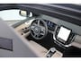 Volvo XC90 T8 455PK Plug-in hybrid AWD Ultra Bright | Luchtvering | Geventileerd leer met stoelkoeling | voorstoel(en) met massagefunctie | Google Navigatie | Head Up Display | Bowers & Wilkins audiosysteem | Standkachel | Stoelverwarming | 360° Parkeercamera | Extra getint glas | Extra gelaagd glas