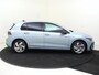 Volkswagen Golf 1.5 eHybrid GTE | Trekhaak | Achteruitrijcamera | Head-up display | LED matrix verlichting | 3-zone airco | Stoel- en stuurwielverwarming | Adaptieve cruise control |