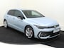 Volkswagen Golf 1.5 eHybrid GTE | Trekhaak | Achteruitrijcamera | Head-up display | LED matrix verlichting | 3-zone airco | Stoel- en stuurwielverwarming | Adaptieve cruise control |