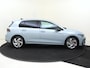 Volkswagen Golf 1.5 eHybrid GTE | Trekhaak | Achteruitrijcamera | Head-up display | LED matrix verlichting | 3-zone airco | Stoel- en stuurwielverwarming | Adaptieve cruise control |