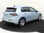 Volkswagen Golf 1.5 eHybrid GTE | Trekhaak | Achteruitrijcamera | Head-up display | LED matrix verlichting | 3-zone airco | Stoel- en stuurwielverwarming | Adaptieve cruise control |