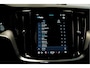 Volvo V60 2.0 T8 AWD Long Range 335kW/455pk Aut8 Plug-in hybrid Plus Dark PANORAMADAK + PILOT ASSIST + EL.TREKHAAK + STOEL-&STUURVERWARMING + MATRIX LED + ADAPT.CRUISE + KEYLESS + SPORTSTOELEN + CAMERA + PARKSENSOREN V&A + 19" LM-VELGEN!!