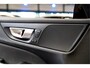 Volvo V60 2.0 T8 AWD Long Range 335kW/455pk Aut8 Plug-in hybrid Plus Dark PANORAMADAK + PILOT ASSIST + EL.TREKHAAK + STOEL-&STUURVERWARMING + MATRIX LED + ADAPT.CRUISE + KEYLESS + SPORTSTOELEN + CAMERA + PARKSENSOREN V&A + 19" LM-VELGEN!!