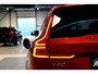 Volvo V60 2.0 T8 AWD Long Range 335kW/455pk Aut8 Plug-in hybrid Plus Dark PANORAMADAK + PILOT ASSIST + EL.TREKHAAK + STOEL-&STUURVERWARMING + MATRIX LED + ADAPT.CRUISE + KEYLESS + SPORTSTOELEN + CAMERA + PARKSENSOREN V&A + 19" LM-VELGEN!!