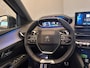 Peugeot 3008 1.6 HYbrid 225 GT Camera | Parkeersensoren | Carplay | Climate | Adaptieve Cruise | 18" Lichtmetaal | LED | Leder/Stof | Achteruitrijcamera | Apple Carplay/Android Auto|telefoonintegratie premium | Armsteun achter