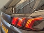 Peugeot 3008 1.6 HYbrid 225 GT Camera | Parkeersensoren | Carplay | Climate | Adaptieve Cruise | 18" Lichtmetaal | LED | Leder/Stof | Achteruitrijcamera | Apple Carplay/Android Auto|telefoonintegratie premium | Armsteun achter