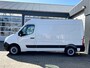 Renault Master T35 2.3 dCi L2H2 146PK Euro 6 Airco Cruise controle Kastinrichting Omvormer Standkachel Camera Telefoonverbinding Werkplaatsinrichting 1e Eigenaar Bpm vrij Ideaal voor camper!!