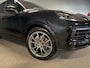 Porsche Cayenne Coupé 3.0 E-Hybrid-PANO-ACC-HEAD UP-MATRIX-LUCHTV.-TREKHAAK-ZEER COMPLEET