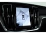Volvo V60 T6 Recharge Ultra Dark | Pano | HUD | B&W | Stoelventi. | Massage | Memory seats | Elek. Trekhaak | 360cam