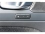 Volvo XC40 1.5 T4 Recharge R-Design | Panoramadak met schuif-/kantelfunctie | Semi elektrische trekhaak | Verwarmbare voorstoelen en stuurwiel | Verwarmbare voorruit | Apple carplay/Android auto | Voorverwarming | Keyless