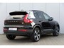 Volvo XC40 1.5 T4 Recharge R-Design | Panoramadak met schuif-/kantelfunctie | Semi elektrische trekhaak | Verwarmbare voorstoelen en stuurwiel | Verwarmbare voorruit | Apple carplay/Android auto | Voorverwarming | Keyless