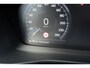 Volvo XC40 1.5 T4 Recharge R-Design | Panoramadak met schuif-/kantelfunctie | Semi elektrische trekhaak | Verwarmbare voorstoelen en stuurwiel | Verwarmbare voorruit | Apple carplay/Android auto | Voorverwarming | Keyless