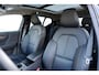 Volvo XC40 1.5 T4 Recharge R-Design | Panoramadak met schuif-/kantelfunctie | Semi elektrische trekhaak | Verwarmbare voorstoelen en stuurwiel | Verwarmbare voorruit | Apple carplay/Android auto | Voorverwarming | Keyless