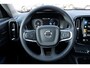 Volvo XC40 1.5 T4 Recharge R-Design | Panoramadak met schuif-/kantelfunctie | Semi elektrische trekhaak | Verwarmbare voorstoelen en stuurwiel | Verwarmbare voorruit | Apple carplay/Android auto | Voorverwarming | Keyless