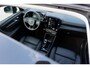 Volvo XC40 1.5 T4 Recharge R-Design | Panoramadak met schuif-/kantelfunctie | Semi elektrische trekhaak | Verwarmbare voorstoelen en stuurwiel | Verwarmbare voorruit | Apple carplay/Android auto | Voorverwarming | Keyless
