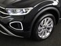 Volkswagen T-Roc 1.5 TSI Style 150 PK DSG | Private lease vanaf € 584,- pm | Trekhaak afneembaar | Navigatie | Stoel verwarming en massage | Alcantara |