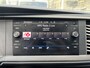 Volkswagen Transporter 2.0 TDI L2H1 DC 150PK Airco Cruise controle Telefoonverbinding Trekhaak 2500kg trekgewicht Apple carplay Navigatiesysteem schuifdeur Euro 6 DC 1e eigenaar Dealer onderhouden