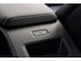 Volvo XC60 T6 Automaat Plug-in hybrid AWD Ultra Dark | 22" Lichtmetalen velgen | Extra getint glas | Luchtvering | Panoramadak | 360º Camera | Interieur Voorverwarming | Adaptieve Cruise Control | Blind spot | Semi elektrische Trekhaak | Harman Kardon audio | Voorstoelen- en stuurwielverwarming |