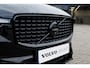 Volvo XC60 T6 Automaat Plug-in hybrid AWD Ultra Dark | 22" Lichtmetalen velgen | Extra getint glas | Luchtvering | Panoramadak | 360º Camera | Interieur Voorverwarming | Adaptieve Cruise Control | Blind spot | Semi elektrische Trekhaak | Harman Kardon audio | Voorstoelen- en stuurwielverwarming |