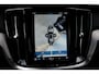 Volvo V60 T6 Automaat Plug-in hybrid AWD Plus Dark | 360° camera |Panoramdak | Premium audio by Harman Kardon | Semi- Elektrische Trekhaak | Verwarmbare Voor- en achterstoelen + Stuurwiel | Verwarmbare Voorruit