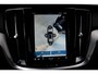 Volvo V60 T6 Automaat Plug-in hybrid AWD Plus Dark | 360° camera |Panoramdak | Premium audio by Harman Kardon | Semi- Elektrische Trekhaak | Verwarmbare Voor- en achterstoelen + Stuurwiel | Verwarmbare Voorruit