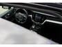 Volvo V60 T6 Automaat Plug-in hybrid AWD Plus Dark | 360° camera |Panoramdak | Premium audio by Harman Kardon | Semi- Elektrische Trekhaak | Verwarmbare Voor- en achterstoelen + Stuurwiel | Verwarmbare Voorruit
