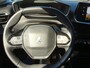 Peugeot 208 1.2 PureTech Allure Pack 3D dashboard luxe uitvoering