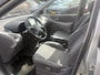 Nissan Almera Tino 1.8 Acenta