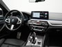 BMW 5-Serie Touring 530e M Sport Plug In Hybrid 293pk Dealer O.H PHEV | Sfeerverlichting | Lederen Sportstoelen Verwarmd | Apple Carplay | Cruise Control | Camera | Blis | Navigatie | DAB |