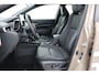 Toyota Corolla Cross Hybrid 180 Executive | Leder | Dodehoek detectie | JBL | Stoel-/stuurverwarming | Navigatie | 360 camera | Apple Carplay / Android Auto